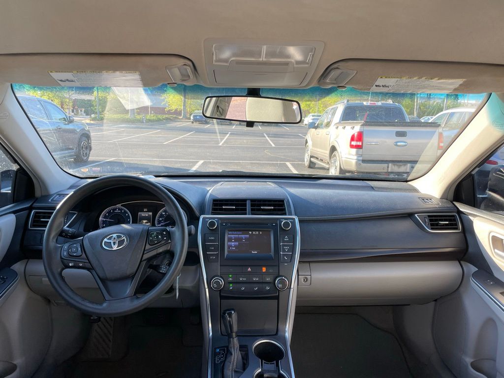 Thumbnail: 2016 Toyota Camry - 5