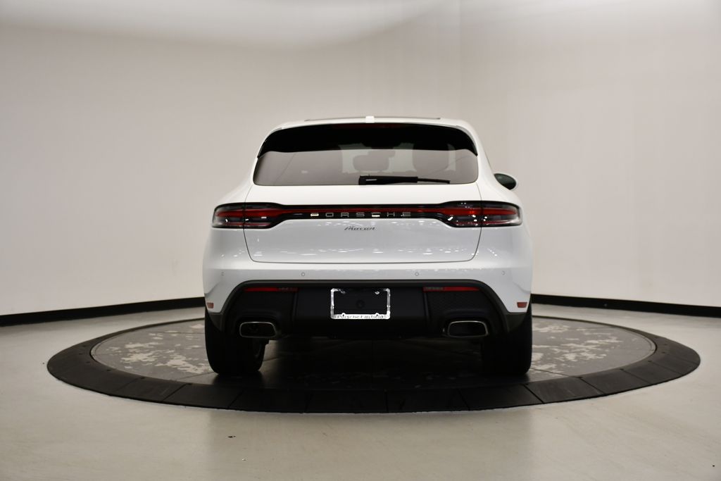 Thumbnail: 2025 Porsche Macan - 6