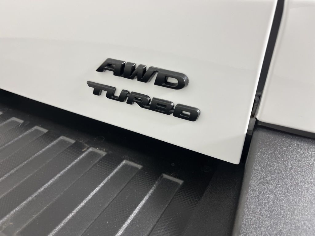 Thumbnail: 2025 Ford Maverick - 18