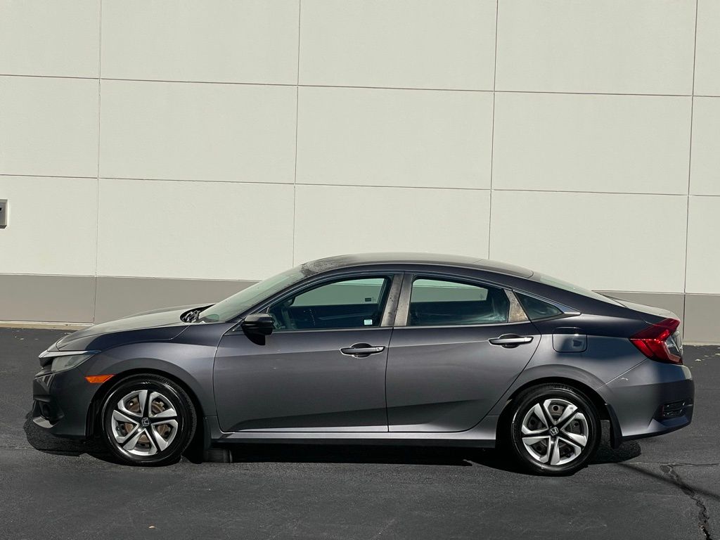 Thumbnail: 2016 Honda Civic - 2