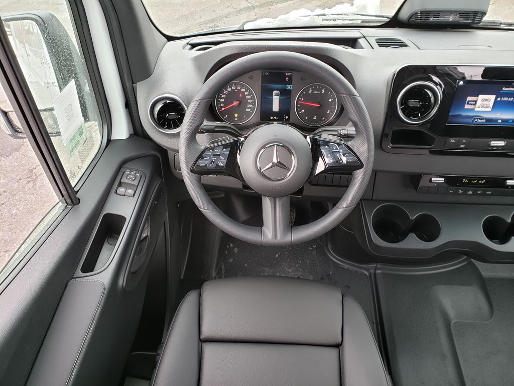 Thumbnail: 2026 Mercedes-Benz Sprinter - 21