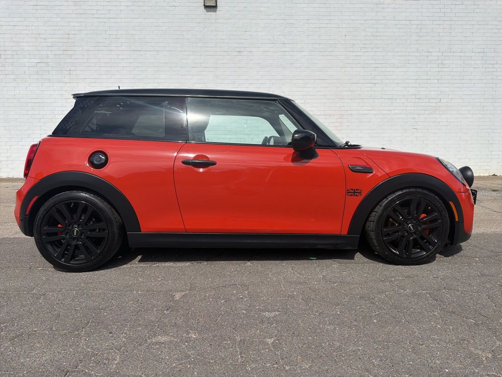 Solaris Orange Metallic 2020 MINI Cooper S 2-Door Hatchback FWD Hatchback Front-Wheel Drive Automatic