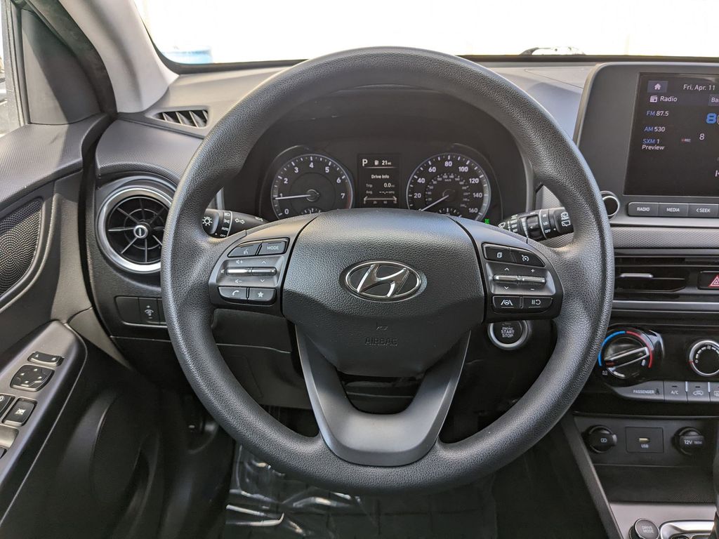 2022 Hyundai Kona SEL - Photo 23