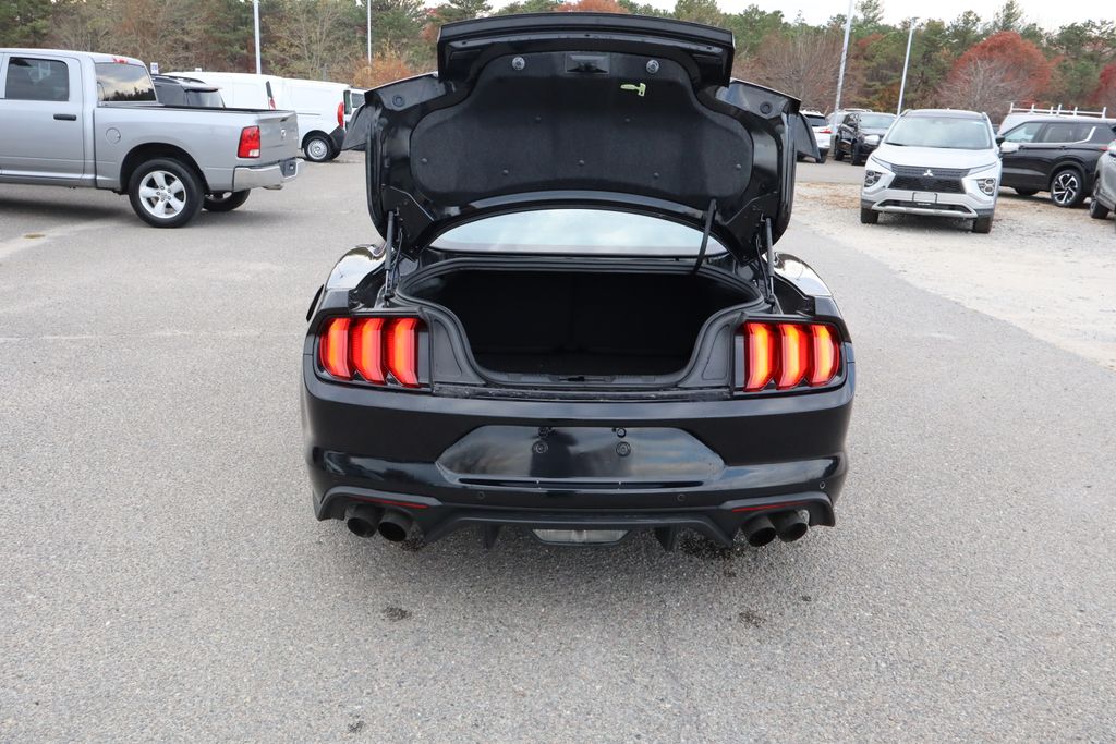 2021 Ford Mustang GT Premium 8