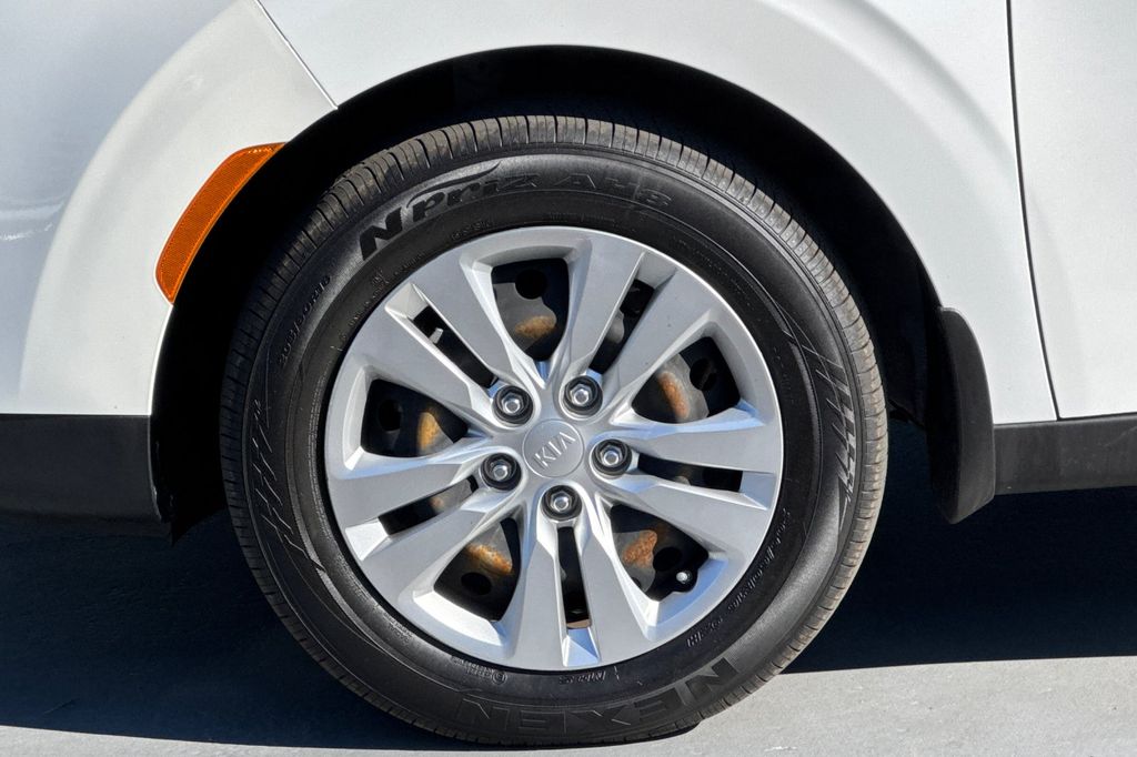 used 2021 Kia Soul car, priced at $16,930