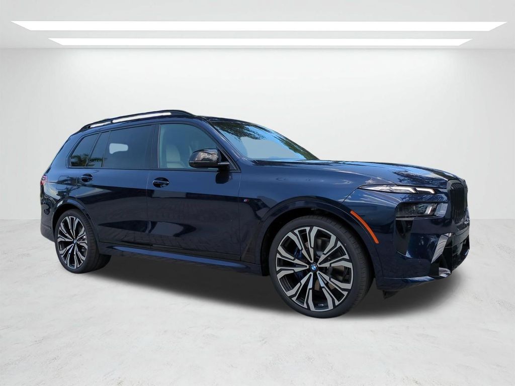 New 2027 Blue BMW M60i image 2