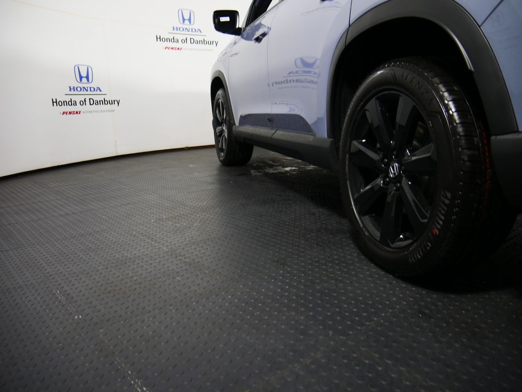 Thumbnail: 2026 Honda Pilot - 9