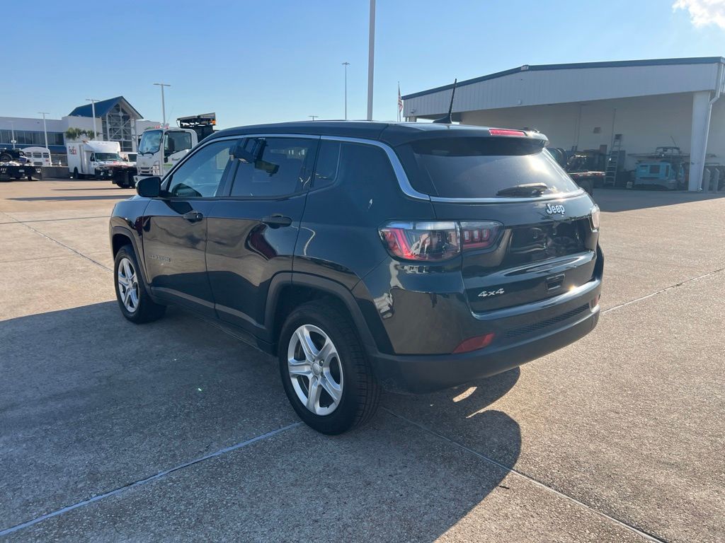 2023 Jeep Compass Sport Black at River Oaks CDJR