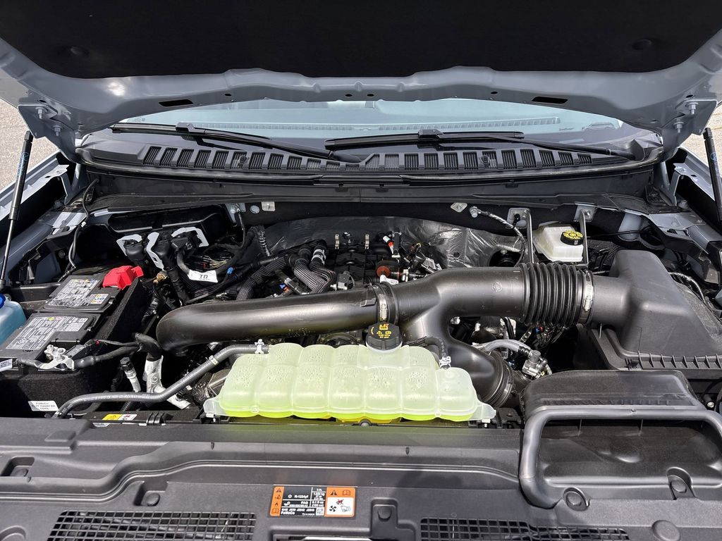 New 2026 Glacier Gray Metallic Tri-Coat Ford MAX Platinum® image 18