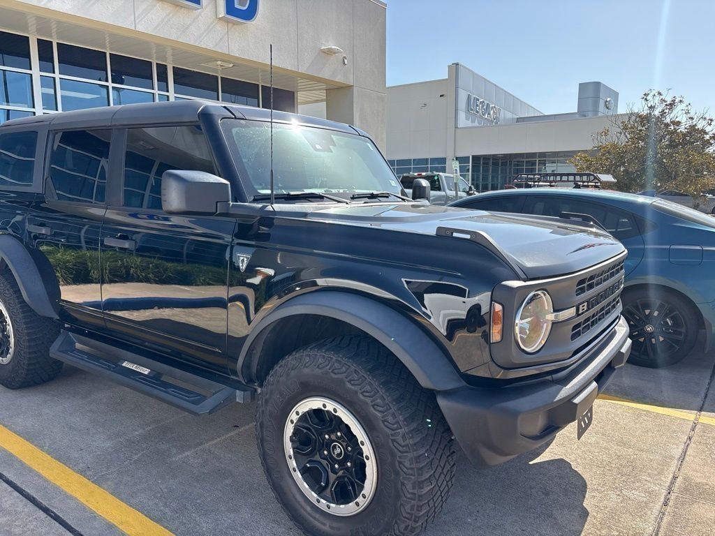 2022 Ford Bronco Base Black at Cook Ford