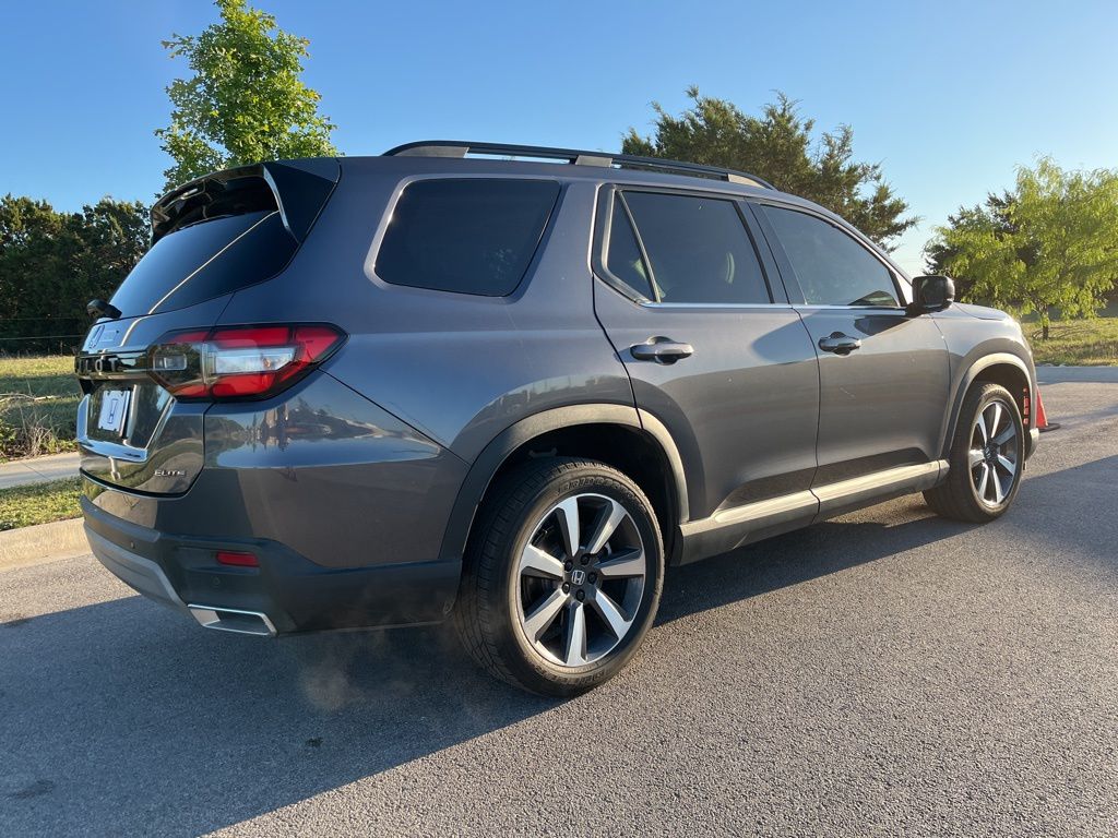 2023 Honda Pilot Elite 3
