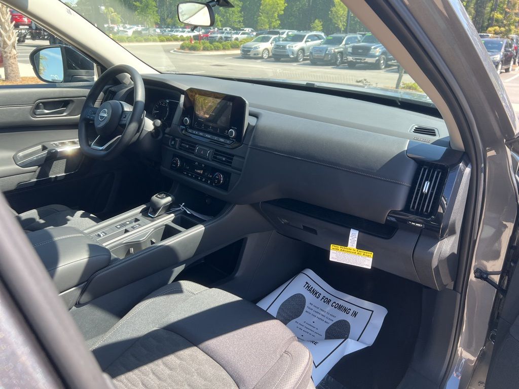 2025 Gun Metallic Nissan Pathfinder S FWD SUV
