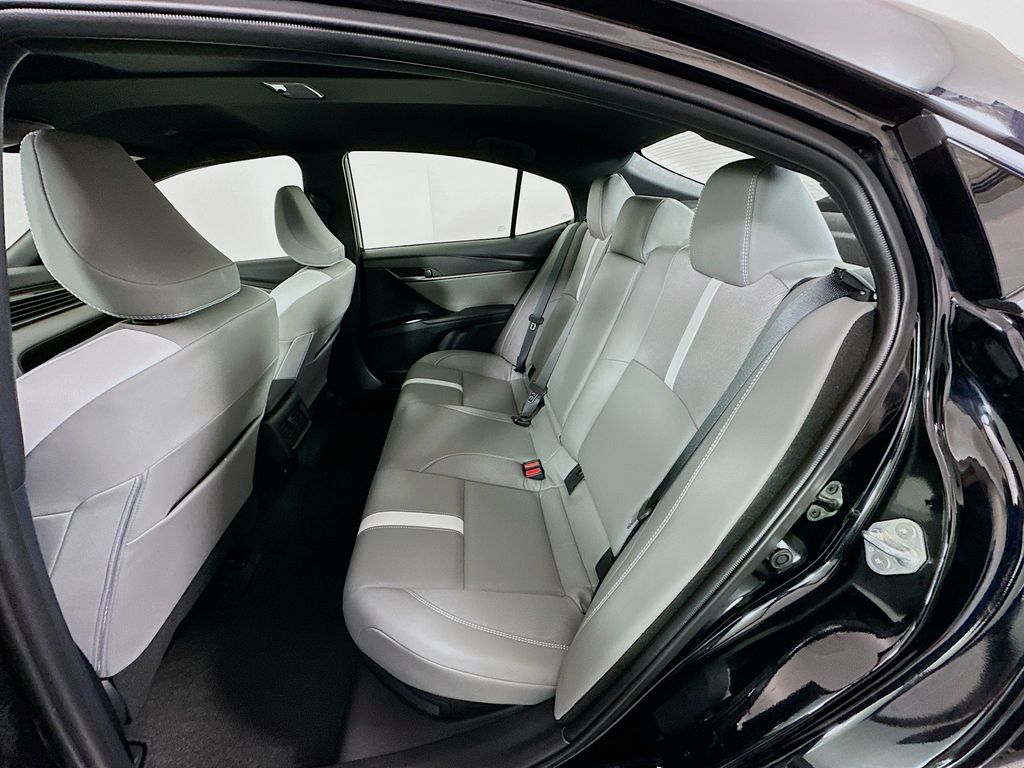 Thumbnail: 2025 Toyota Camry - 24