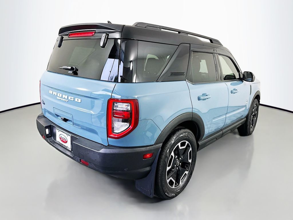 Thumbnail: 2021 Ford Bronco Sport - 5