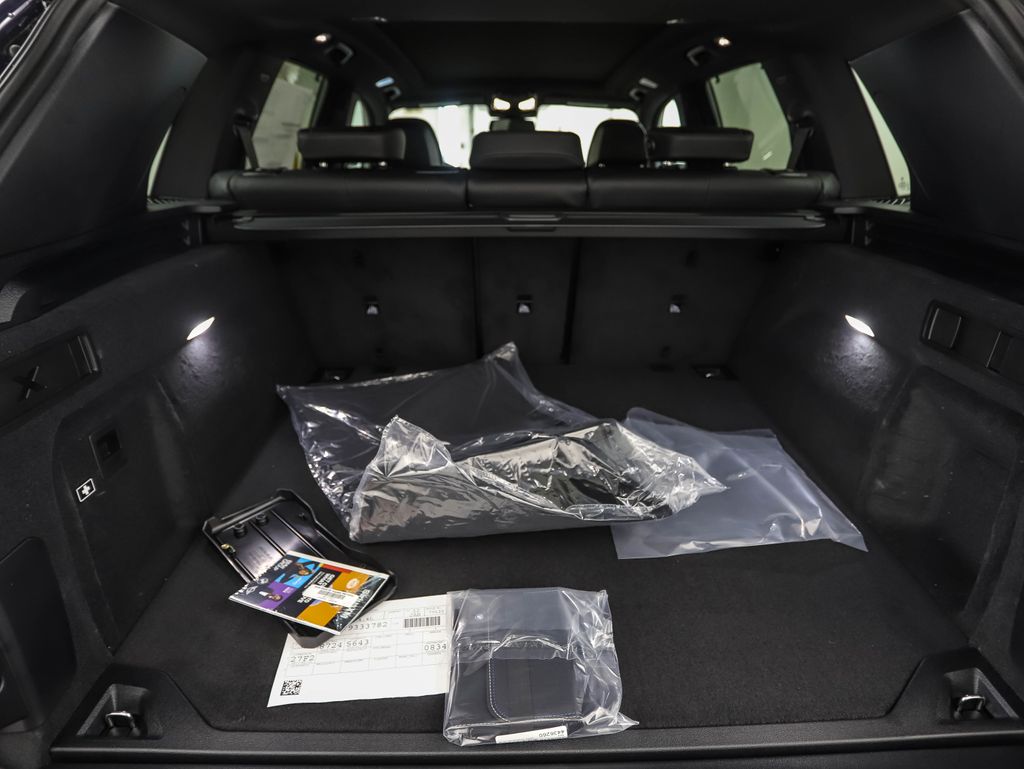 Thumbnail: 2026 BMW X5 - 23