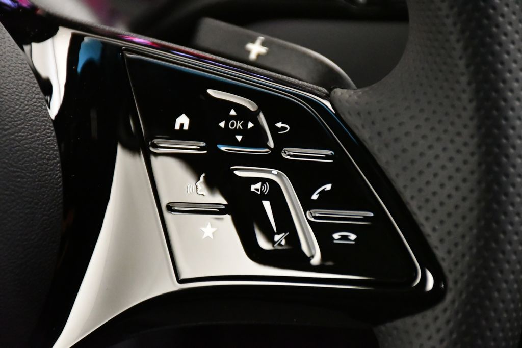 Thumbnail: 2025 Mercedes-Benz Sprinter - 16