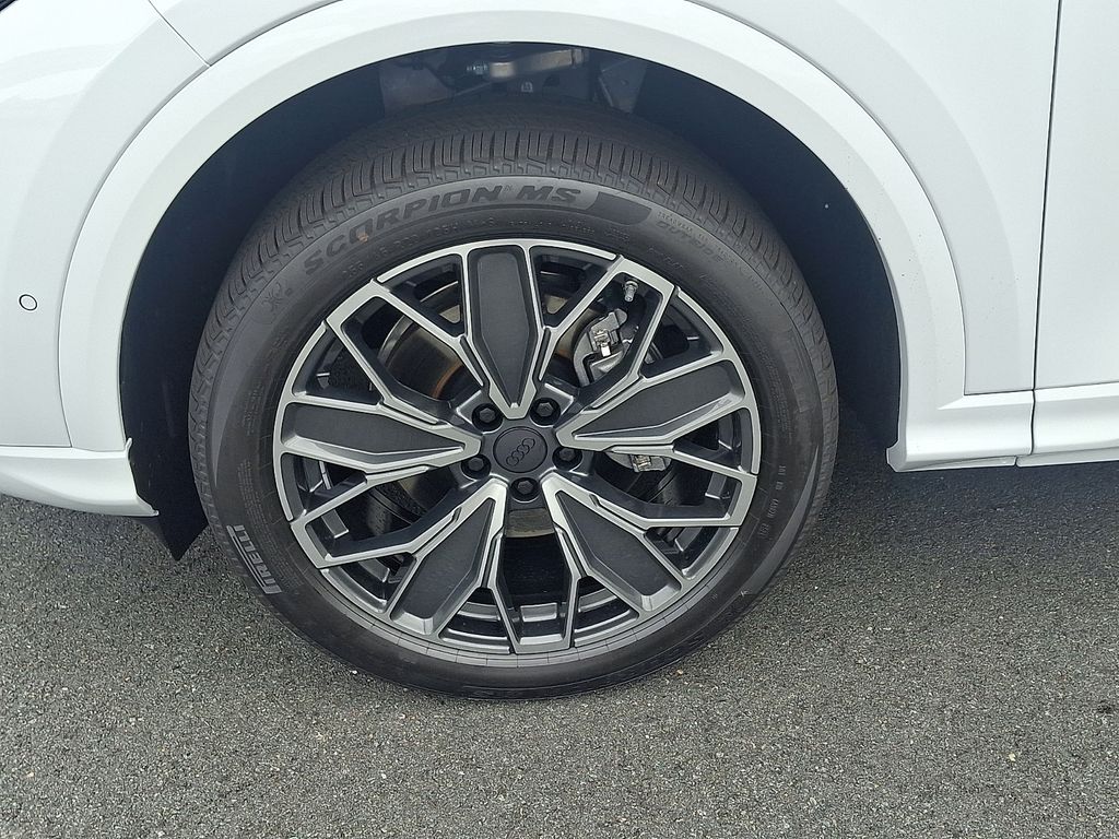 Thumbnail: 2026 Audi Q5 - 5