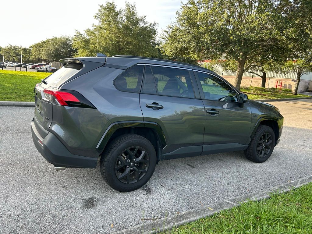 Thumbnail: 2022 Toyota RAV4 - 5