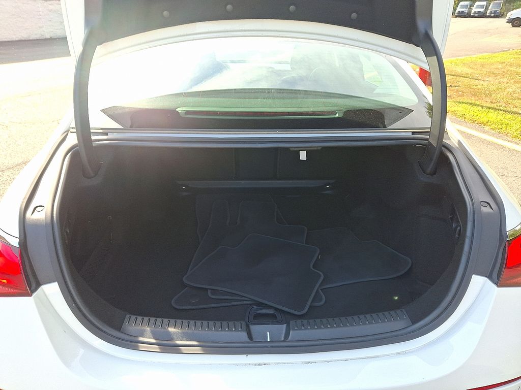 Thumbnail: 2025 Mercedes-Benz E-Class - 26