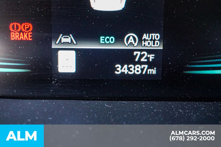 Used 2025 Red Hyundai SEL image 58