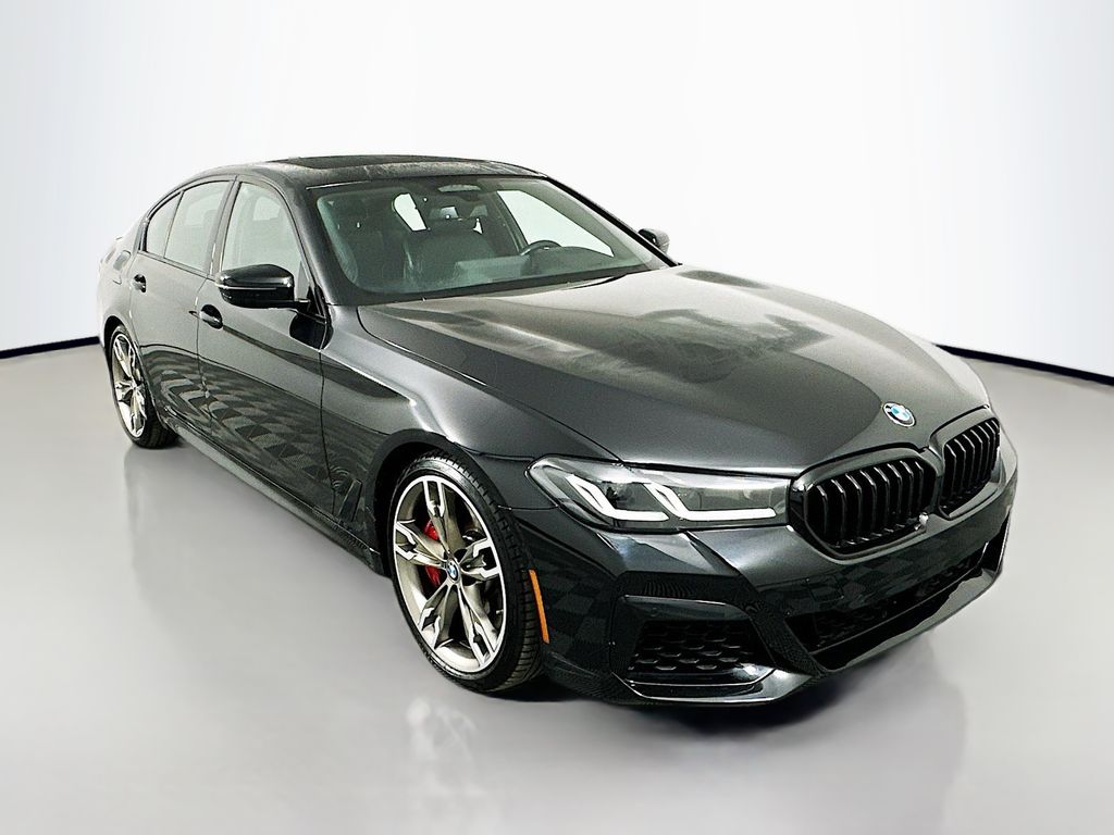 2022 BMW 5 Series M550i xDrive 3