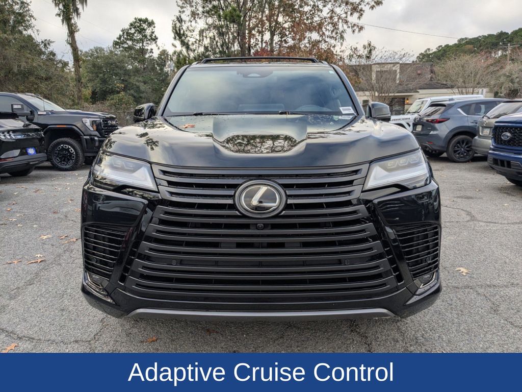 2025 Lexus LX 700h Overtrail