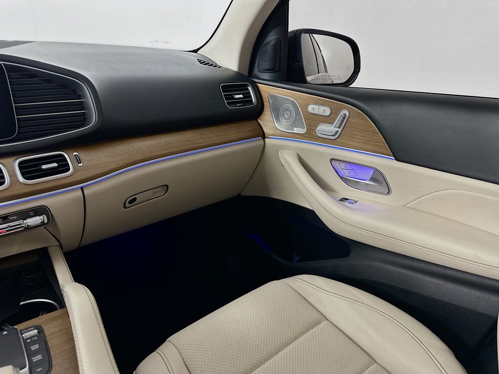 Thumbnail: 2022 Mercedes-Benz GLE - 25