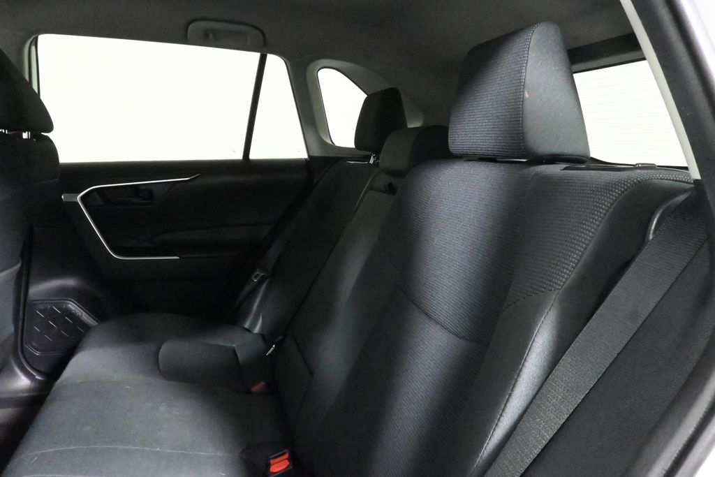 Thumbnail: 2019 Toyota RAV4 - 5