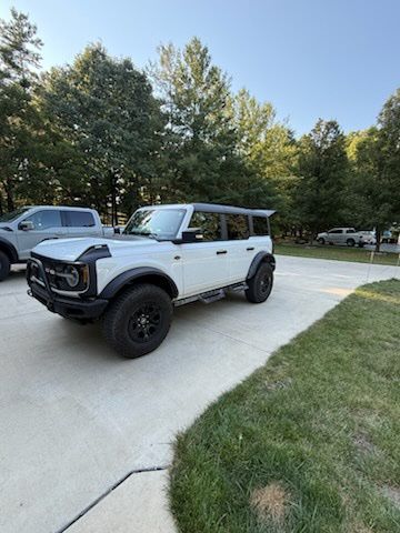 Oxford White 2024 Ford Bronco SUV / Crossover Four-Wheel Drive Automatic