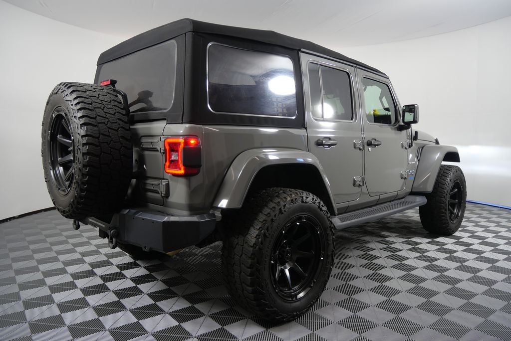 2021 Jeep Wrangler  4