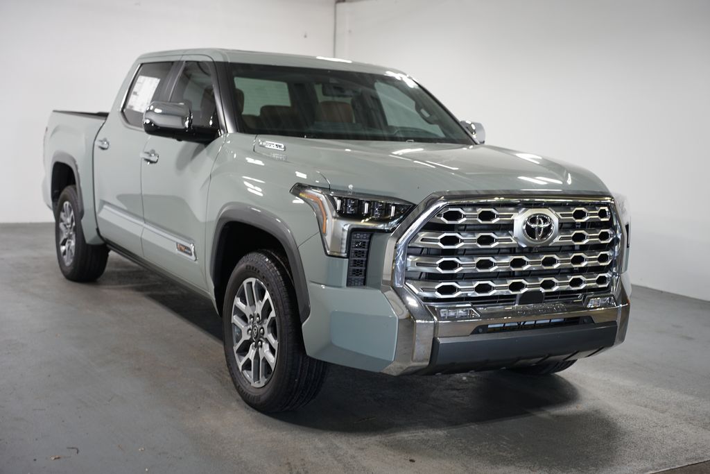 Thumbnail: 2025 Toyota Tundra - 3