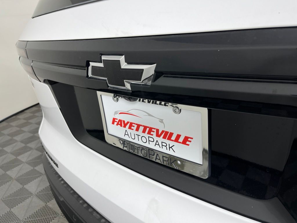 Thumbnail: 2026 Chevrolet Traverse - 22