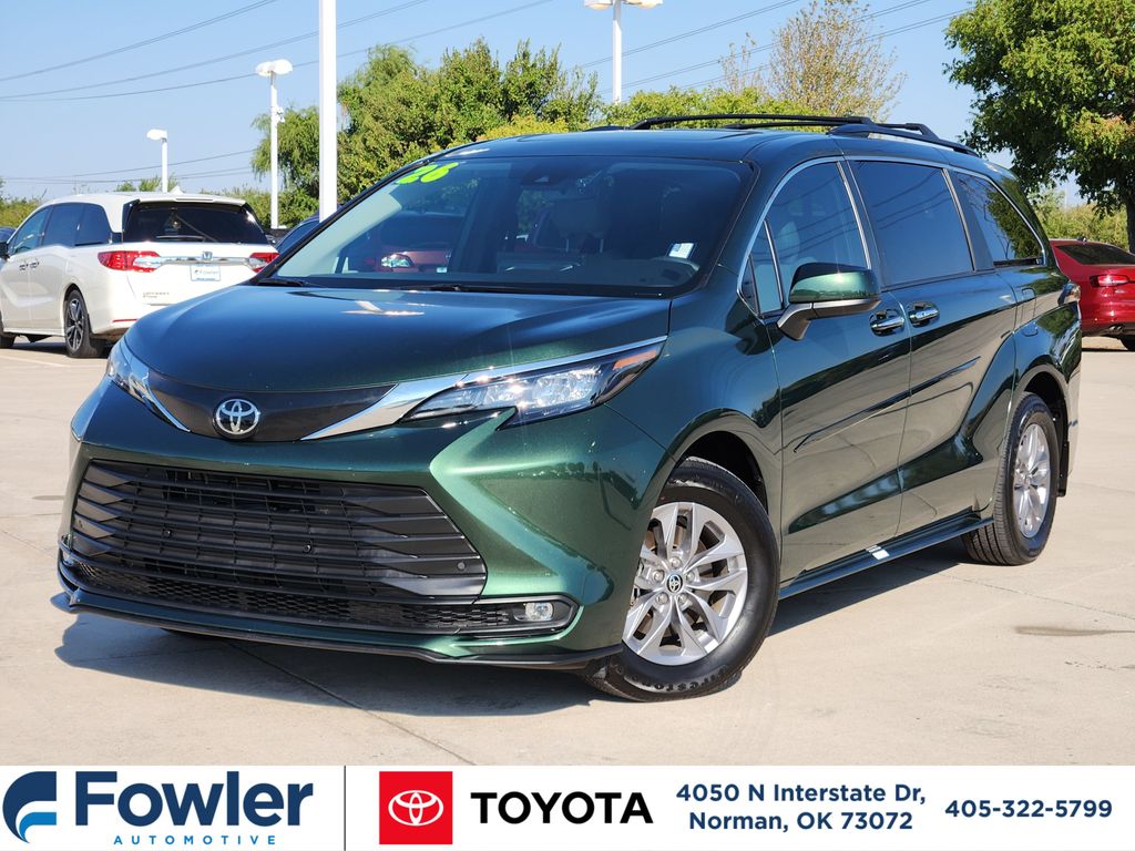 2026 Toyota Sienna XLE 7-Passenger FWD