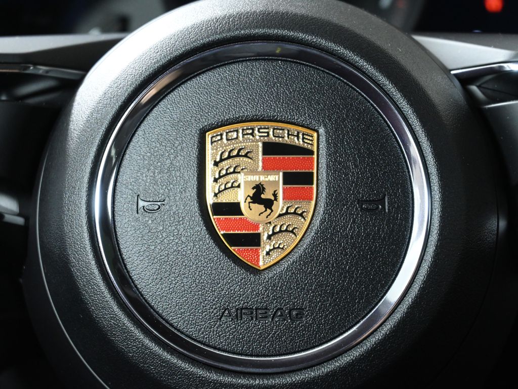 Thumbnail: 2024 Porsche Macan - 19