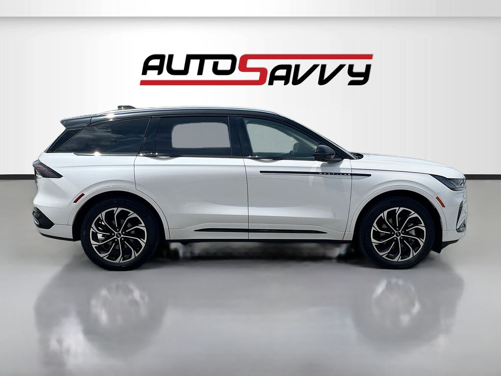 2025 Lincoln Nautilus Reserve White at Cook Ford