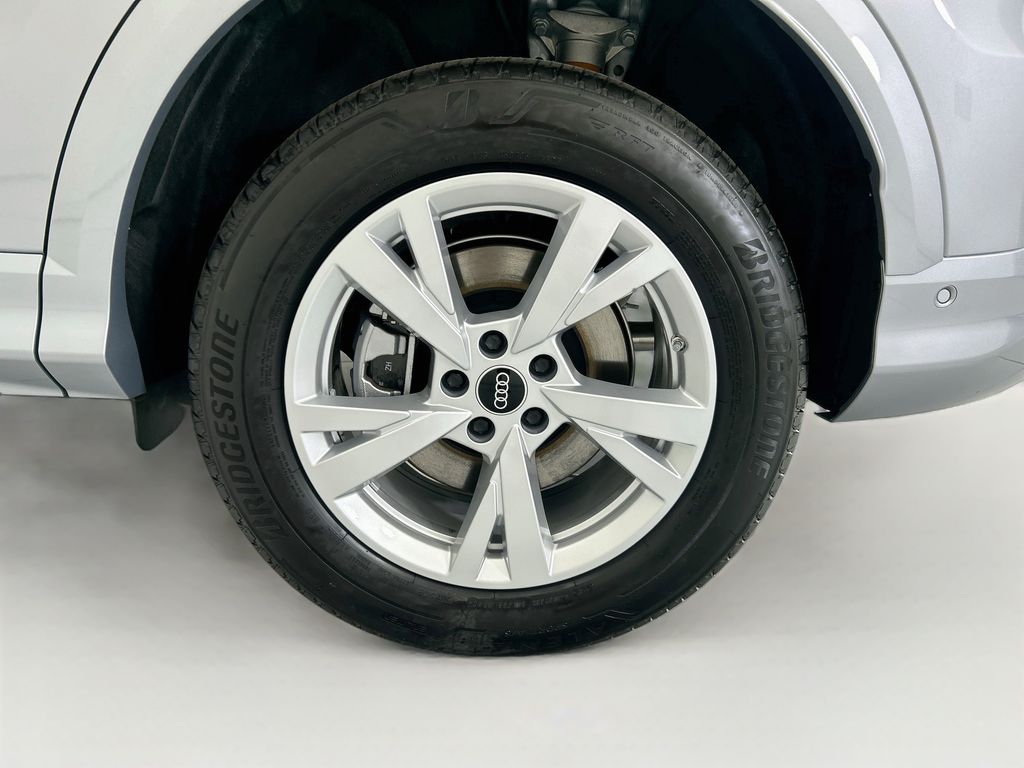 Thumbnail: 2026 Audi Q5 - 30