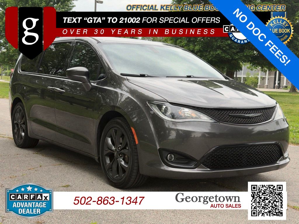 2020 Chrysler Pacifica Touring