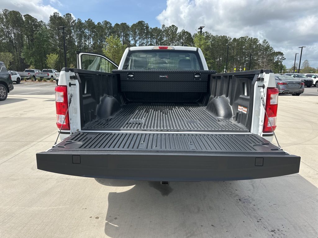 2023 Oxford White Ford F-150 XL RWD Truck
