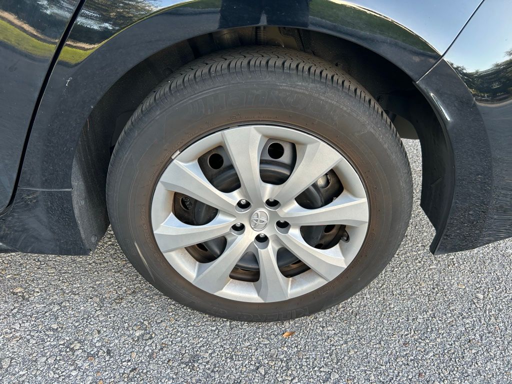2024 Toyota Corolla LE 9