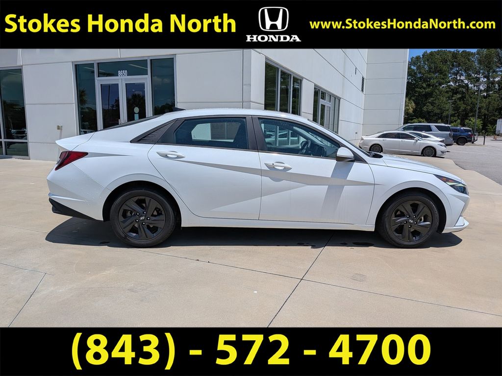 2021 Hyundai Elantra SEL - 7