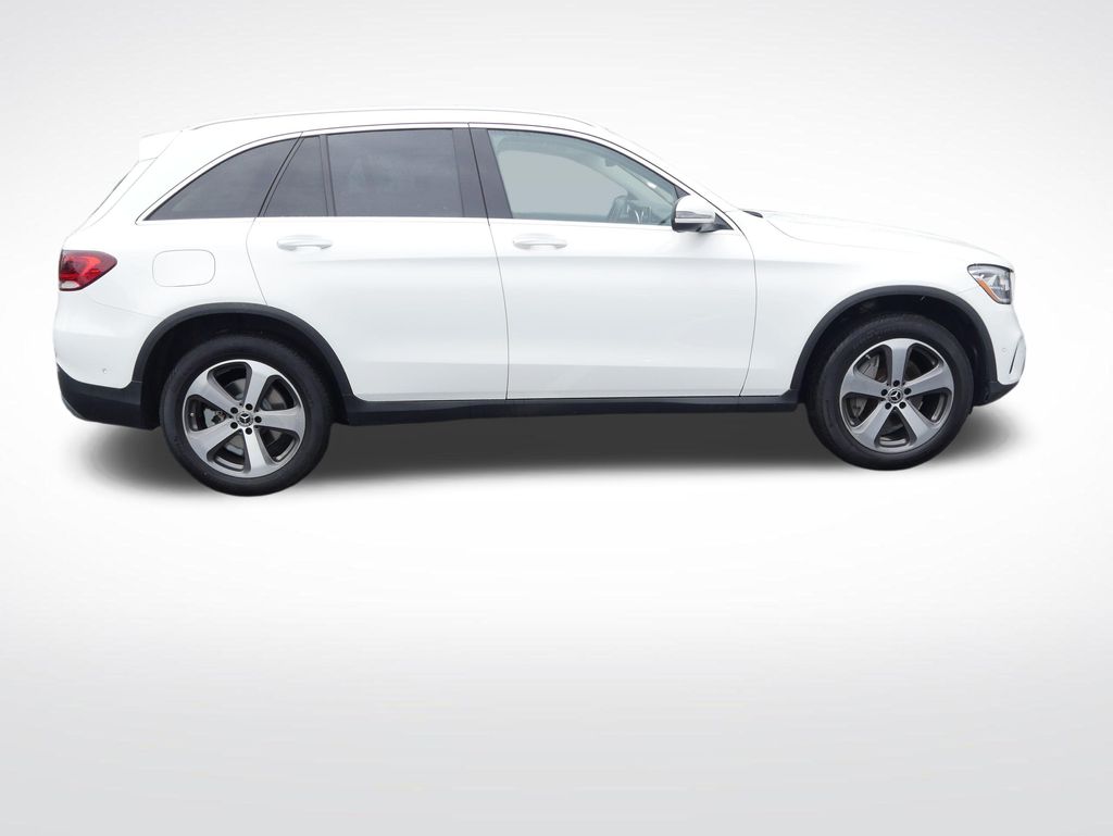 Thumbnail: 2022 Mercedes-Benz GLC - 6