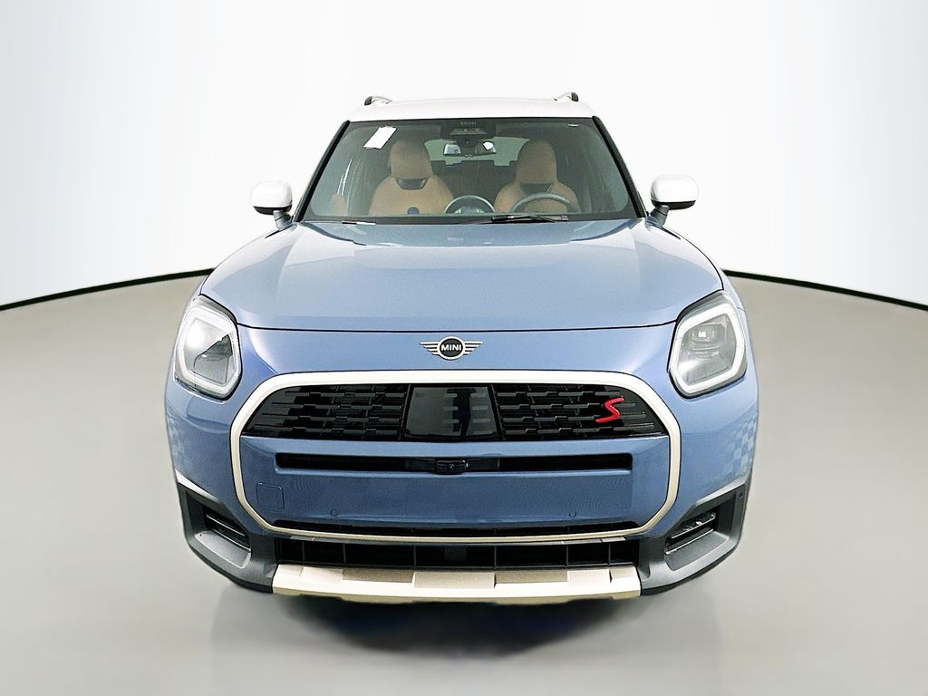 2025 MINI Cooper Countryman Iconic 2