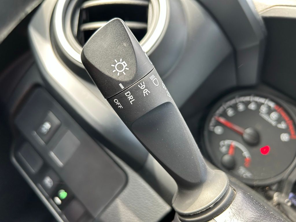 2023 Toyota Tacoma SR 24