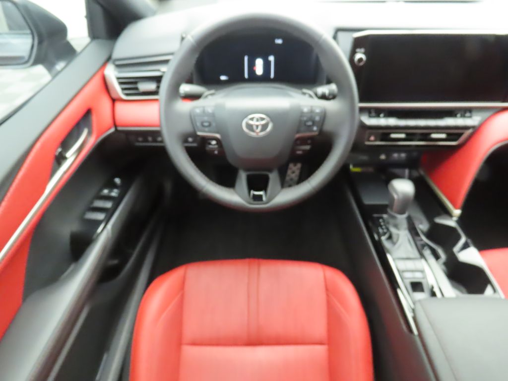 Thumbnail: 2025 Toyota Camry - 10