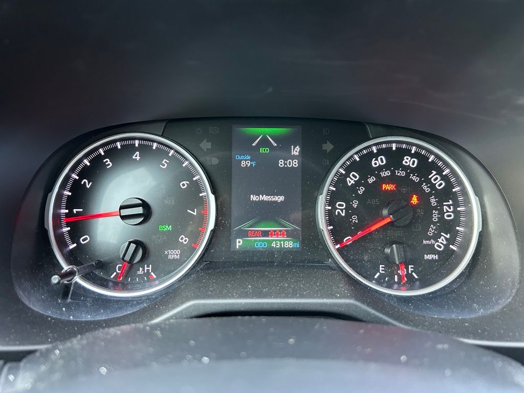 Thumbnail: 2022 Toyota RAV4 - 22