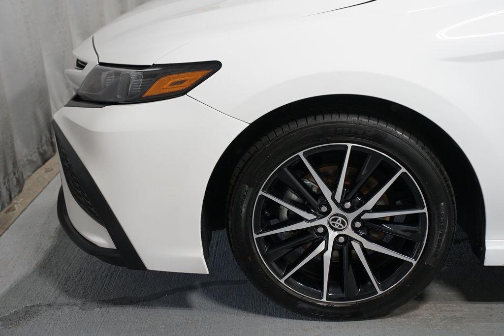 Thumbnail: 2024 Toyota Camry - 5
