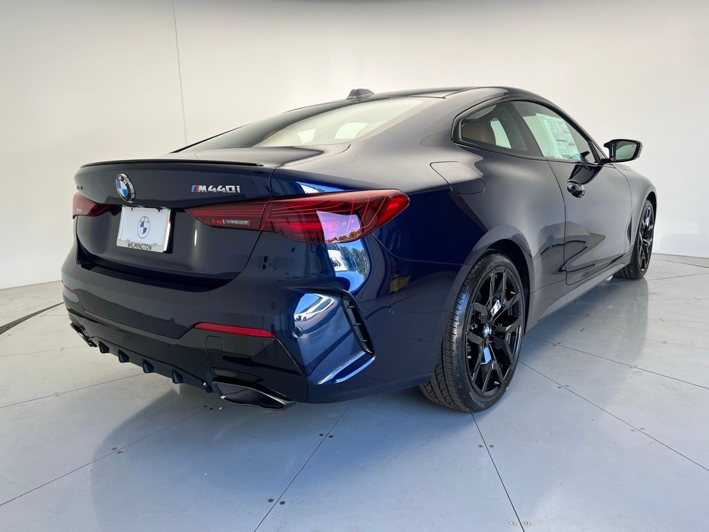 2026 BMW 4 Series M440i xDrive 3