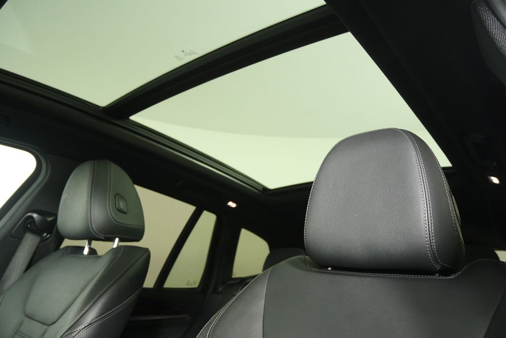 Thumbnail: 2019 BMW X3 - 12