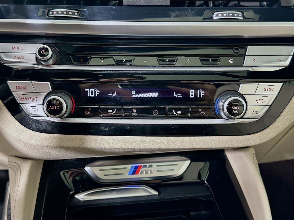 Thumbnail: 2020 BMW X4 - 20