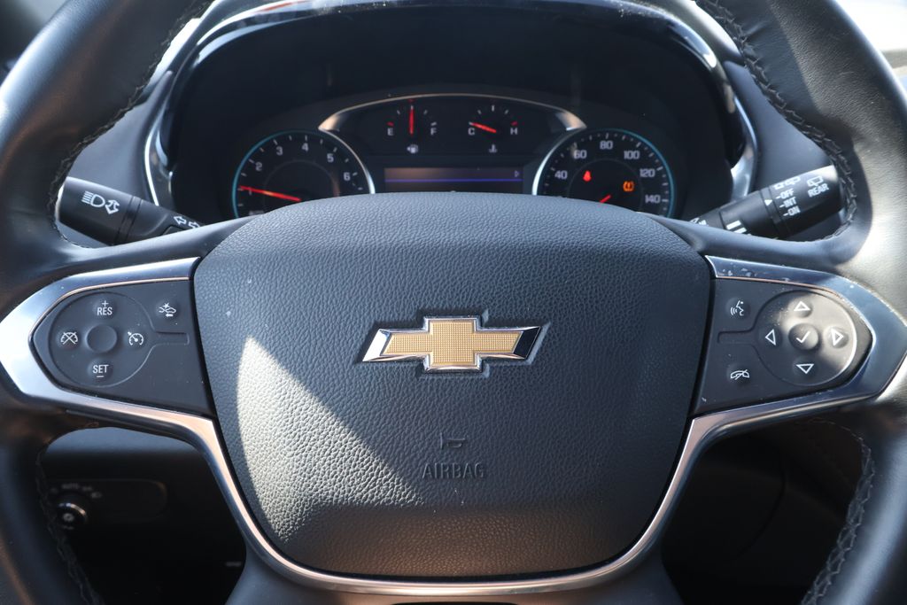 Thumbnail: 2023 Chevrolet Traverse - 16